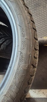 Predám 2ks.celoročné michelin 225/40R18 92Y.. - 6