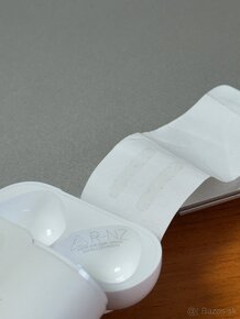 Apple AirPods 4 nové, rok záruka - 6