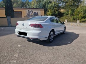 Volkswagen Passat 2.0 TDI Elegance DSG - 6