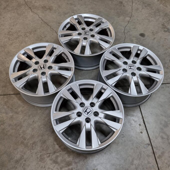 HONDA disky 5x114.3 R17 7J ET55 - 6