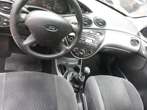 FORD FOCUS 1,8 TDCI - 6