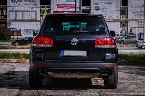 Volkswagen Touareg 4.2 V8 A/T - 6