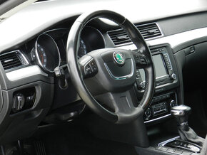 Škoda Superb Combi 2.0 TDI CR Elegance DSG - 6