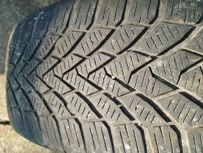 185/60R15 - 6