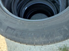 225/60R18 Michelin Latitude Sport - 6