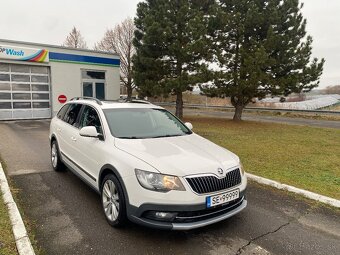 Škoda Superb Scout combi, 2.0 TDI 125kw diesel 4x4 DSG - 6