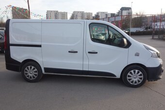 Renault Trafic 1,6DCi 92kW 2 x Šoupačky 2018 138t. km - 6