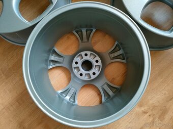 Alu disky 5x112 r18 - 6