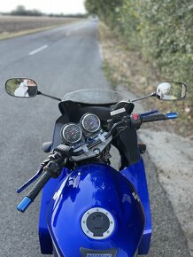 Suzuki GS500 F - 6