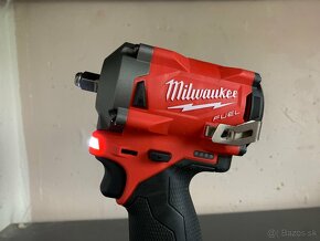 Milwaukee M12 FIW38-0 Aku rázový uťahovák - 6