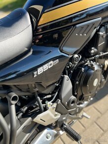 Kawasaki Z650 RS 2025 - 6