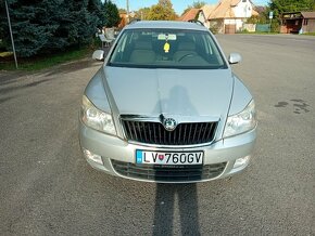 ŠKODA OCTAVIA COMBI 2.0 TDi 103kW ELEGANCE - 6