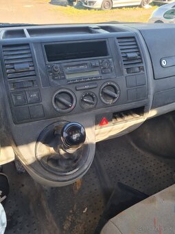 Volkswagen T5 1.9tdi 75kw valnik model 2007 - 6