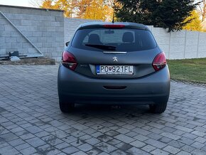 Peugeot 208 1.2 PureTech UrbanSoul, 60kW, 2015, 132 700km - 6