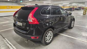 Volvo XC60 D3 AT AWD Momentum - 6