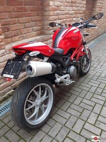 Motocykel Ducati Monster 1100 - 6