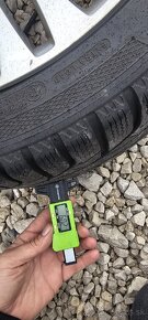 225 /40 R18 zimné + Elektrony Skoda Themisto 5x112 R18 - 6