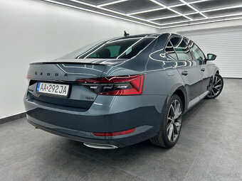 Škoda Superb 2.0 TDI SCR Sportline 4x4 DSG - 6