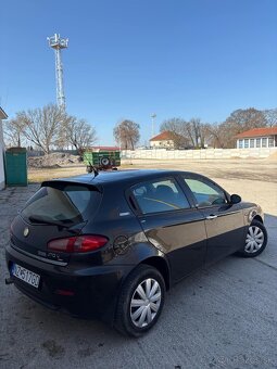 Alfa Romeo 147 1.9JTDm - 6