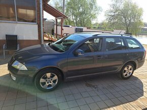 Škoda Octavia Combi 2.0 TDI Elegance - 6