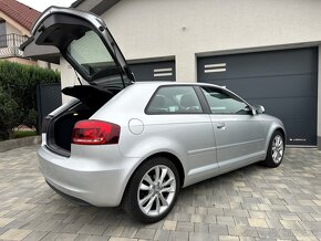 Audi A3 Sportback 2.0 TDI DPF Ambiente - 6