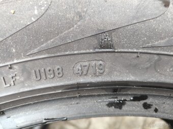 Pirelli 235/50R19 letné - 6