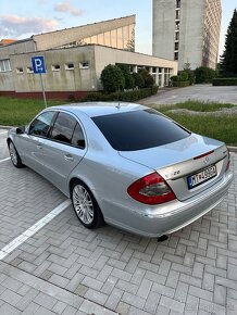 Mercedes-Benz E320 W211 - 6