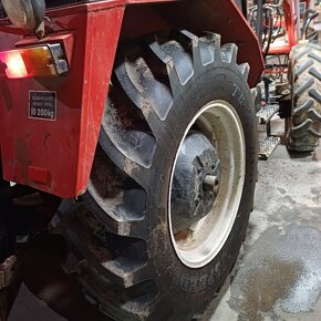 Zetor 7045 s čelným nakladačom. - 6