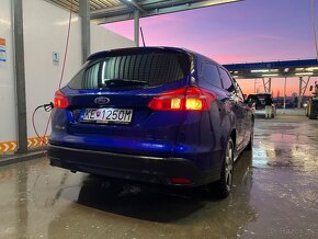 Predám FORD FOCUS COMBI 1,5 TDCI 88KW 11/2017 Powershift AT - 6