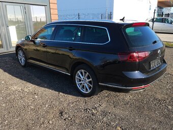 Volkswagen Passat Variant 2.0  TDI Business 4Motion DSG - 6