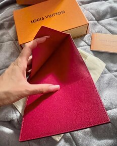 Louis Vuitton obal na pas a doklady - 6