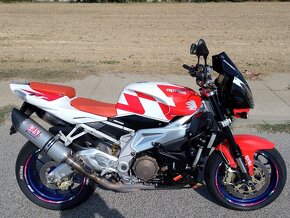 Aprilia tuono 1000 R - 6