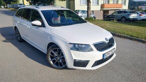 Predám škoda Octavia combi RS TDI DSG - 6