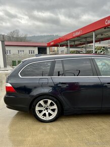 BMW rad 5 Touring E61 525D 130KW A/T - 6