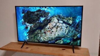 43" QLED 4K UHD Smart TV Samsung (QE43Q60R) - 6