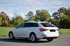 Škoda Superb Combi 2.0 TDI SCR Ambition DSG - 6