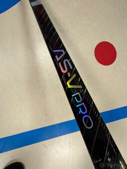 UPLNE NOVA PROFI HOKEJKA CUSTOM CCM TACKS ASV-PRO  LUZA - 6