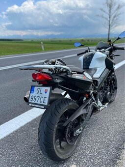 BMW F800R - 6