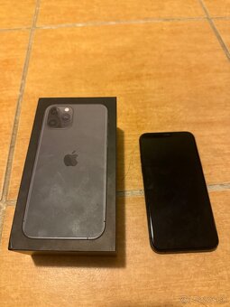 iPhone 11 Pro 256 GB - 6