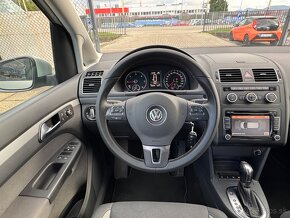 Volkswagen Touran 2.0 TDI Highline DSG - 6