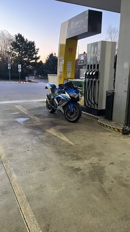 Suzuki Gsxr 750 - 6