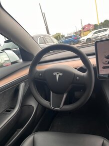 Tesla Model 3 SR LFP 60 AMD - 6