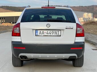 Škoda Octavia Combi Scout 2.0 TDI 4x4 Xenon Alcantara - 6