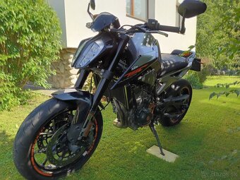 KTM duke 790 - 6