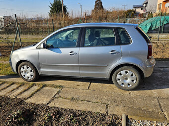 VOLKSWAGEN POLO 1,2 benzin 51kW strieborna metaliza - 6