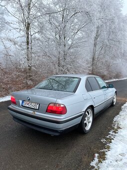 Bmw e38 740i - 6