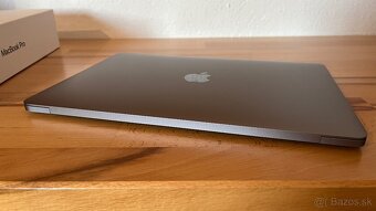 MacBook Pro - 6