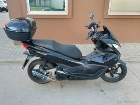 Honda PCX 125, r. 2014, facelift s LED svetlami - 6