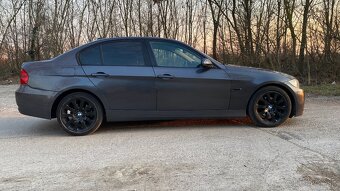 BMW E90 320D - 6