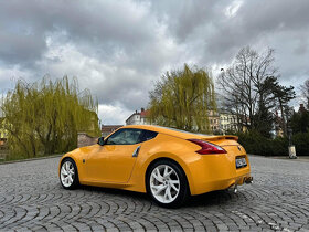 Nissan 370z coupe - 2017 - 23.500km - Chicane yellow - 7AT - 6